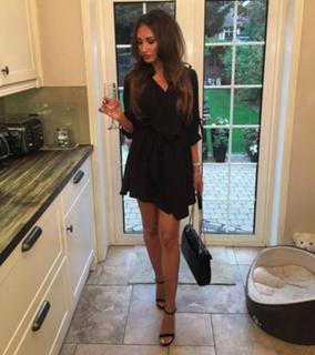 Megan McKenna feet photo thumbnail