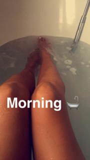 Megan McKenna feet photo thumbnail