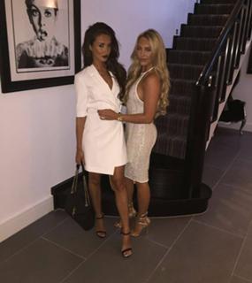 Megan McKenna feet photo thumbnail