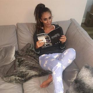 Megan McKenna feet photo thumbnail