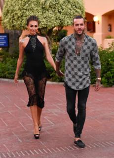 Megan McKenna feet photo thumbnail