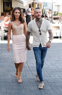 Megan McKenna feet photo thumbnail