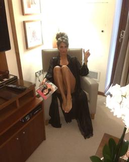 Megan McKenna feet photo thumbnail