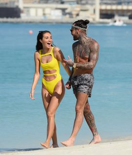 Megan McKenna feet photo thumbnail