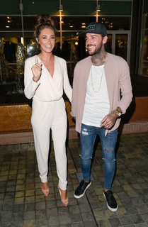 Megan McKenna feet photo thumbnail