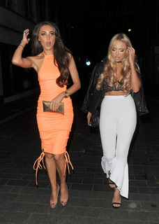 Megan McKenna feet photo thumbnail