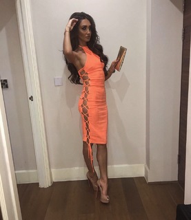 Megan McKenna feet photo thumbnail