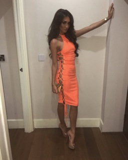 Megan McKenna feet photo thumbnail