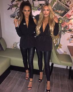 Megan McKenna feet photo thumbnail