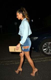 Megan McKenna feet photo thumbnail