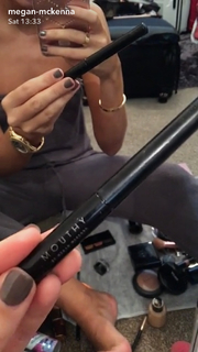 Megan McKenna feet photo thumbnail