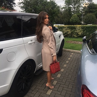 Megan McKenna feet photo thumbnail