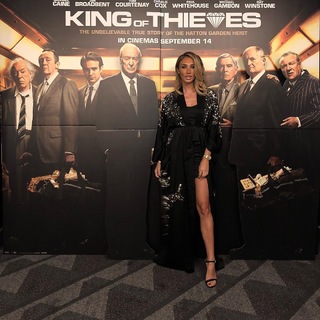 Megan McKenna feet photo thumbnail