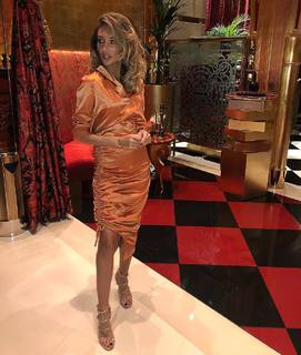 Megan McKenna feet photo thumbnail