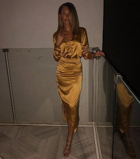 Megan McKenna feet photo thumbnail