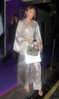 Megan McKenna feet photo thumbnail