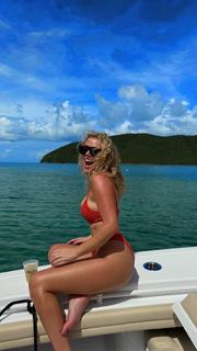 Megan Moroney feet photo thumbnail