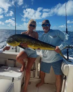 Megan Moroney feet photo thumbnail