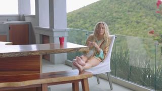 Megan Moroney feet photo thumbnail