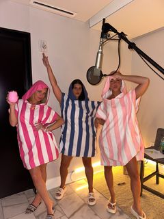 Megan Moroney feet photo thumbnail