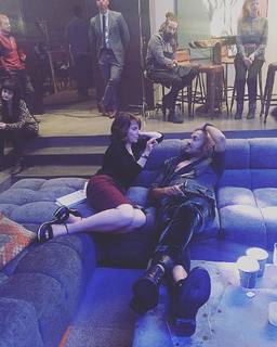 Megan Mullally feet photo thumbnail