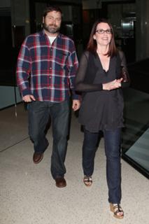 Megan Mullally feet photo thumbnail