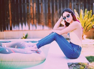 Megan Nicole feet photo 3