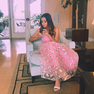 Megan Nicole feet photo 1