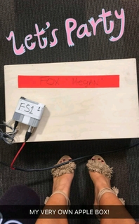 Megan Olivi feet photo thumbnail