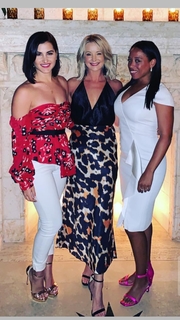 Megan Olivi feet photo thumbnail