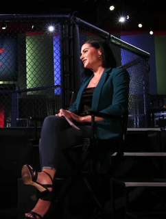 Megan Olivi feet photo thumbnail