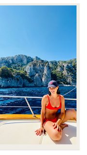 Megan Olivi feet photo thumbnail