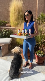 Megan Olivi feet photo thumbnail