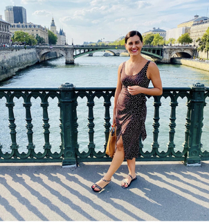 Megan Olivi feet photo thumbnail