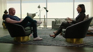 Megan Olivi feet photo thumbnail