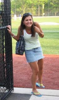 Megan Olivi feet photo thumbnail