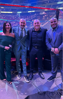 Megan Olivi feet photo thumbnail