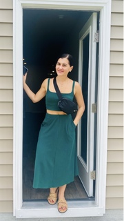 Megan Olivi feet photo thumbnail