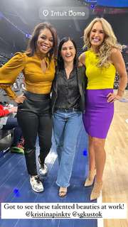 Megan Olivi feet photo thumbnail