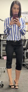 Megan Olivi feet photo 1