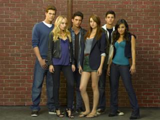 Megan Park feet photo thumbnail