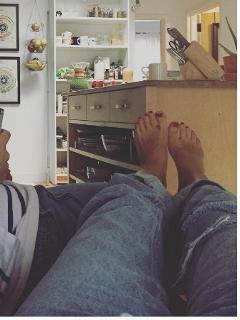 Megan Park feet photo thumbnail