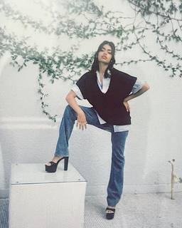 Megan Suri feet photo 1