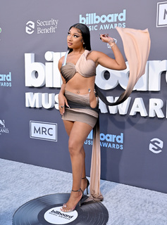 Megan Thee Stallion feet photo thumbnail