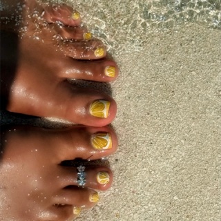 Megan Thee Stallion feet photo thumbnail