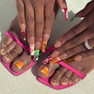 Megan Thee Stallion feet photo thumbnail