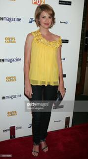 Megan Ward feet photo 15