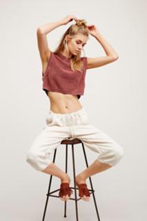 Megan Williams feet photo 8