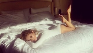 Megan Williams feet photo 3