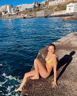 Megan Williams feet photo 12
